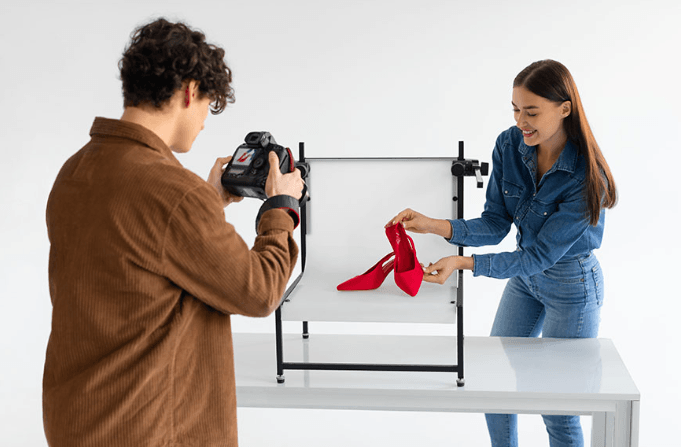 How Professional Photography Supports Modern E-Commerce Brands